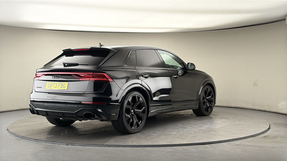 More views of Audi RSQ8