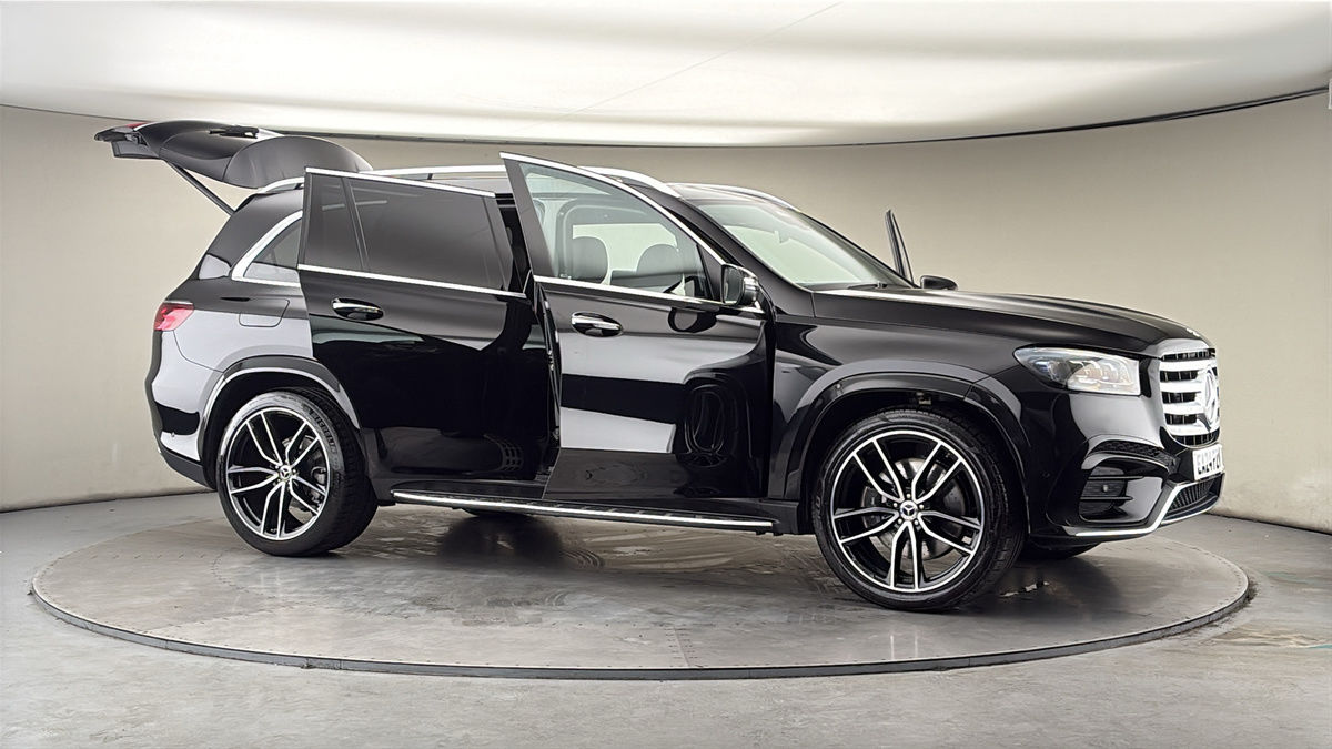 More views of Mercedes-Benz GLS