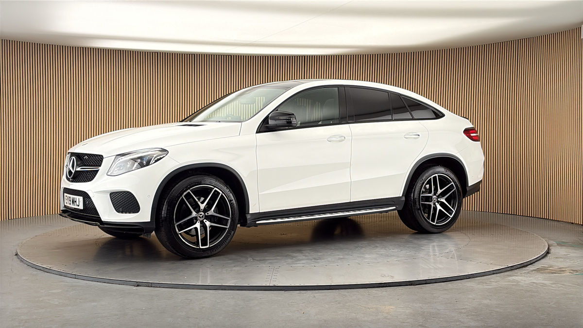 More views of Mercedes-Benz GLE