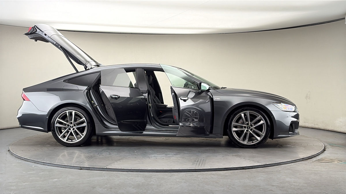 More views of Audi A7