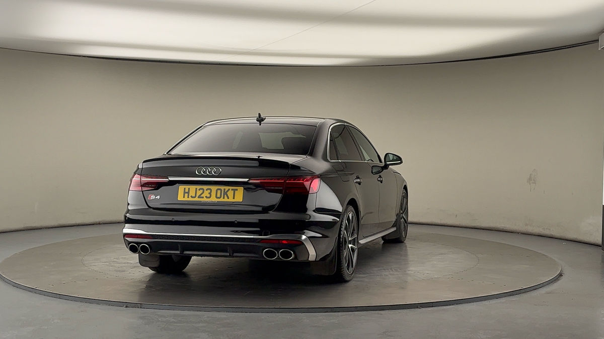 More views of Audi S4