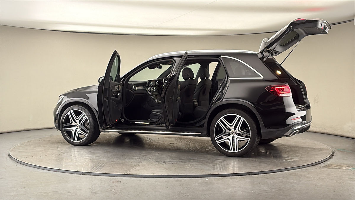 More views of Mercedes-Benz GLC