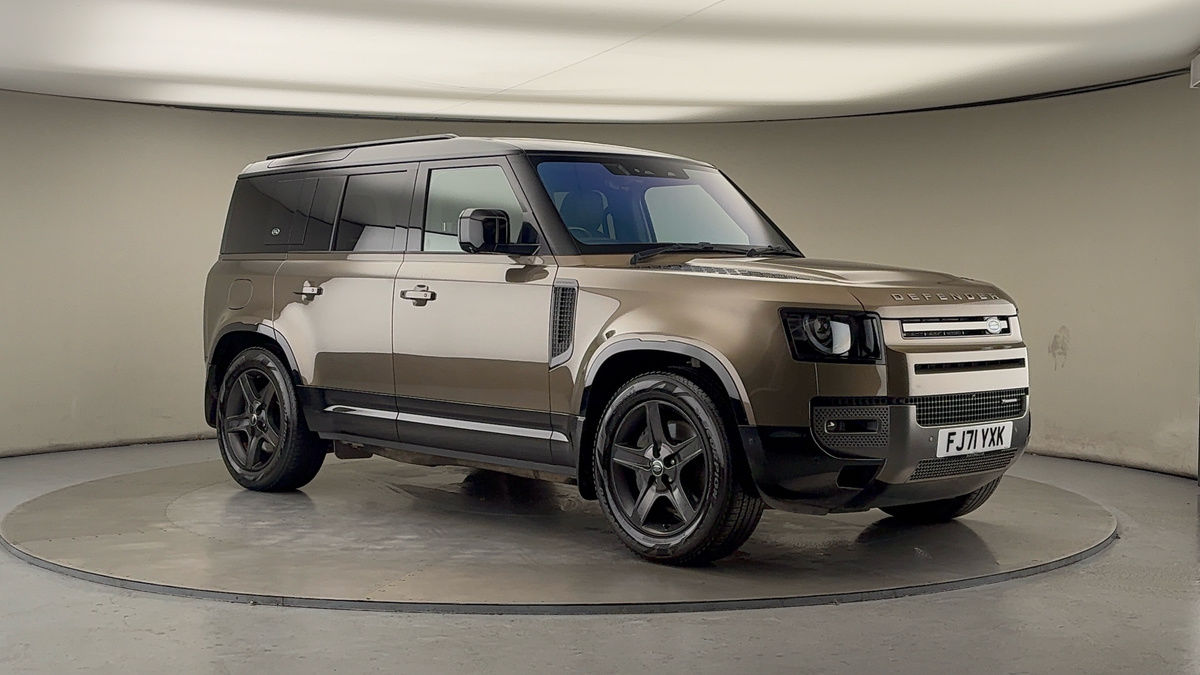 More views of Land Rover Defender 110