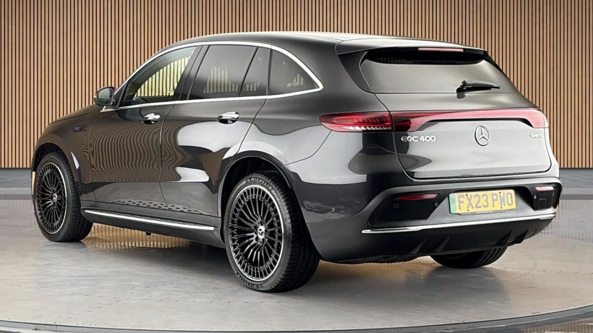 Mercedes-Benz EQC Image 3