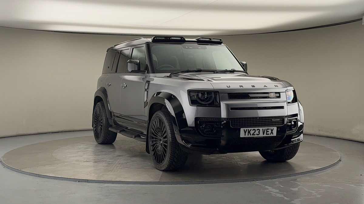 More views of Land Rover Defender 110