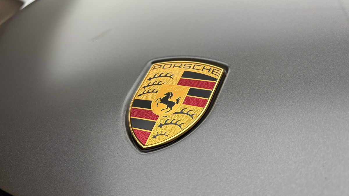 Porsche Cayenne Image 24