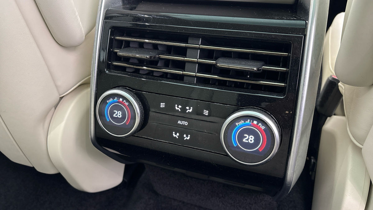 Land Rover Range Rover Image 29