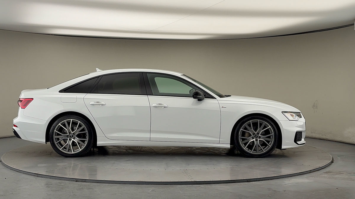 Audi A6 Saloon Image 16