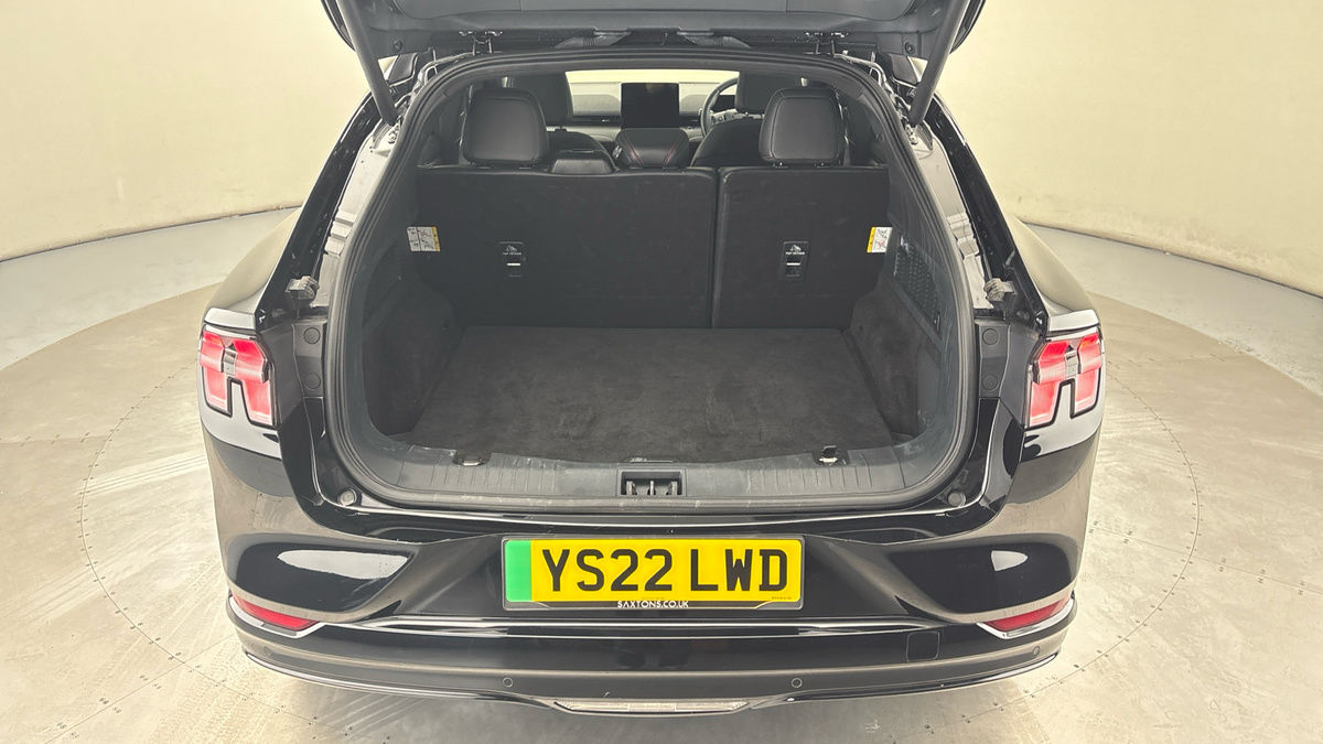 Ford Mustang Mach-E Image 11