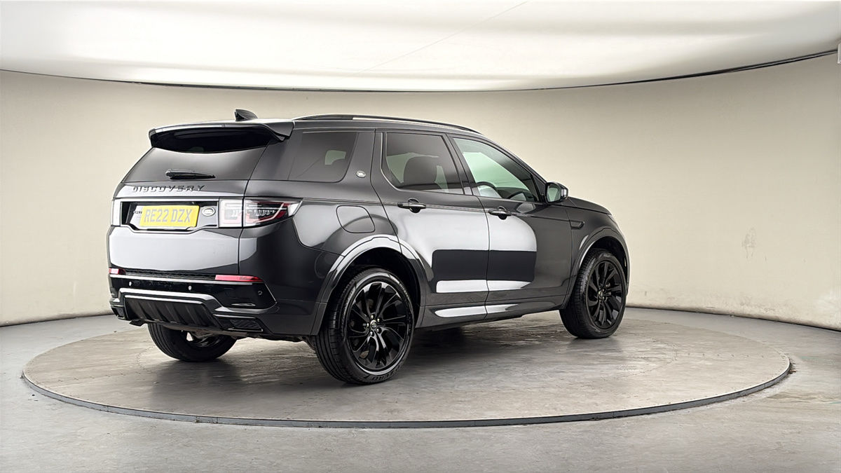 Land Rover Discovery Sport Image 21