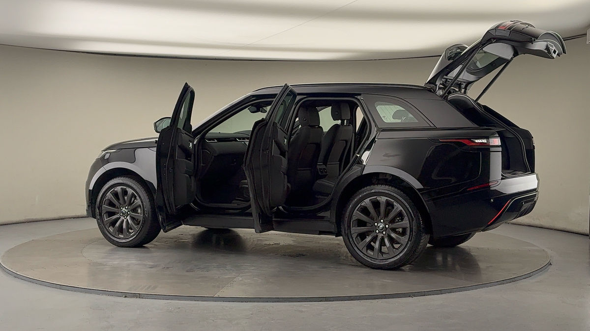 More views of Land Rover Range Rover Velar