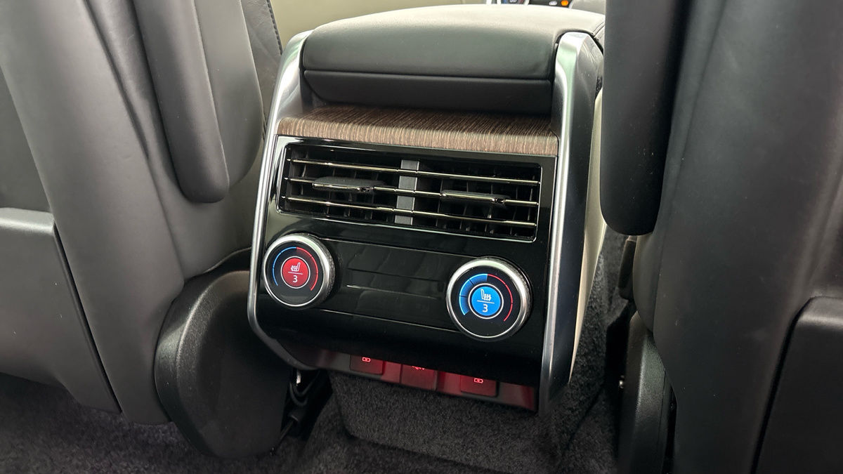 Land Rover Range Rover Image 25