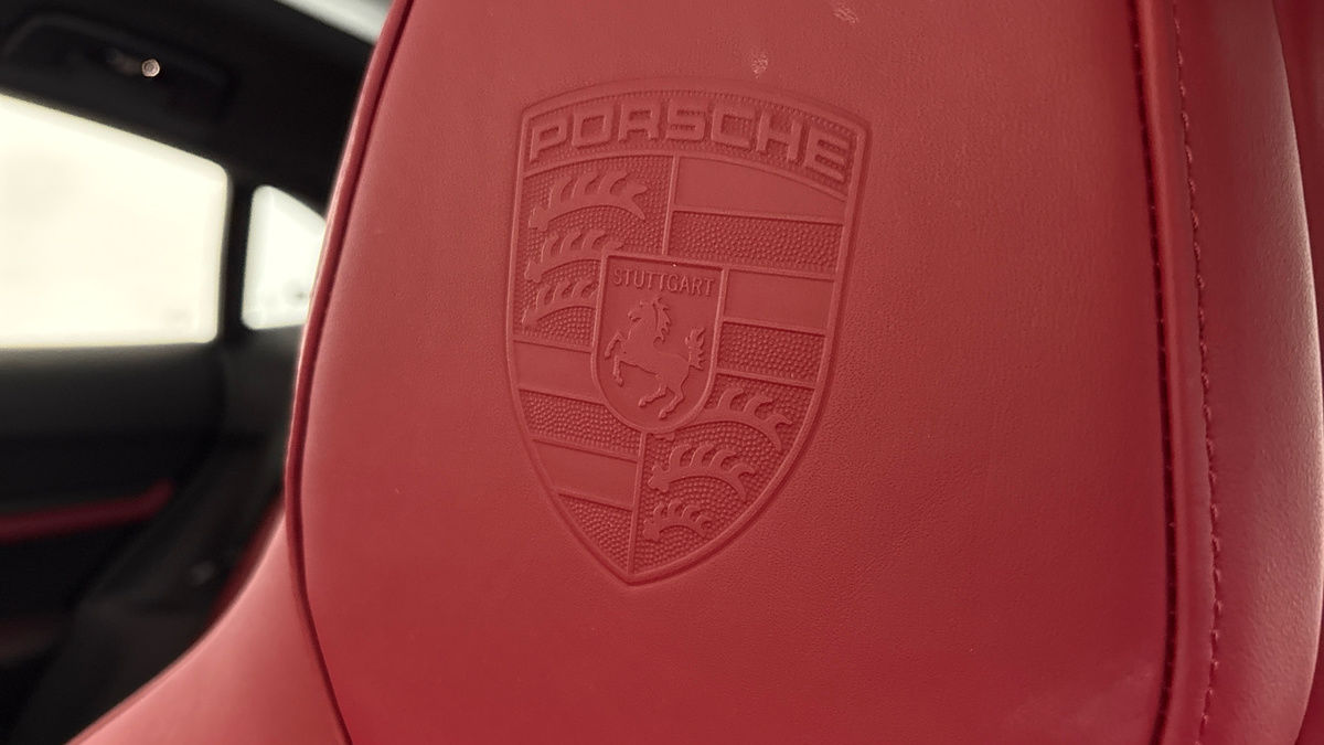 Porsche Taycan Image 27