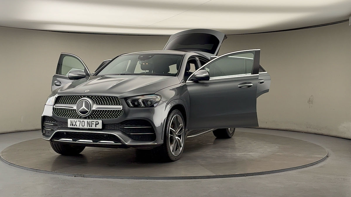 More views of Mercedes-Benz GLE