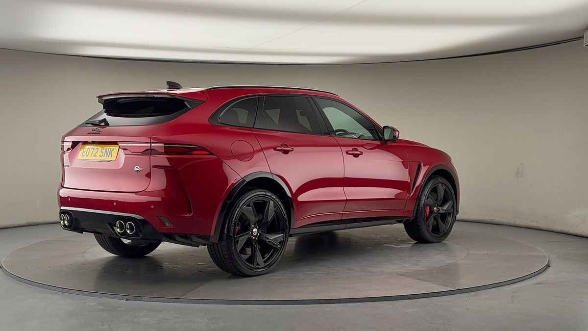 Jaguar F-PACE Image 21