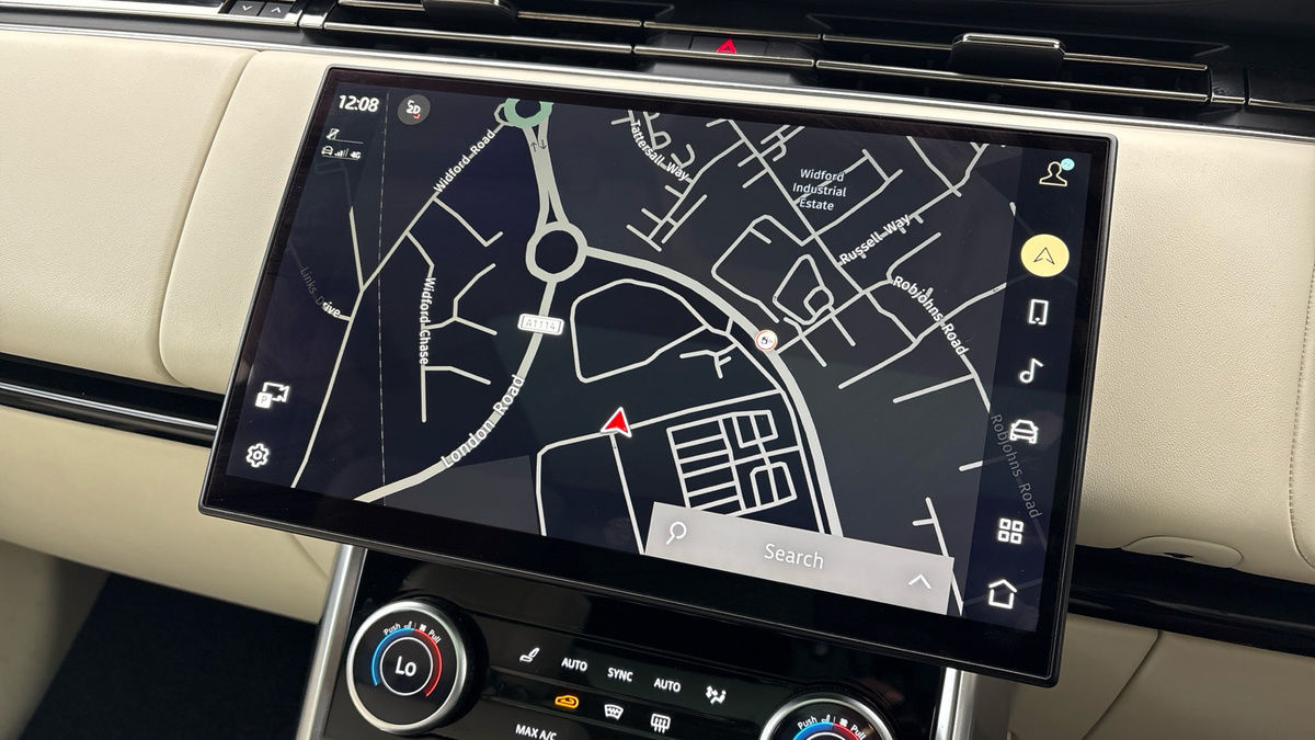 Land Rover Range Rover Image 17