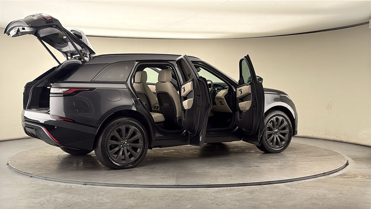 More views of Land Rover Range Rover Velar