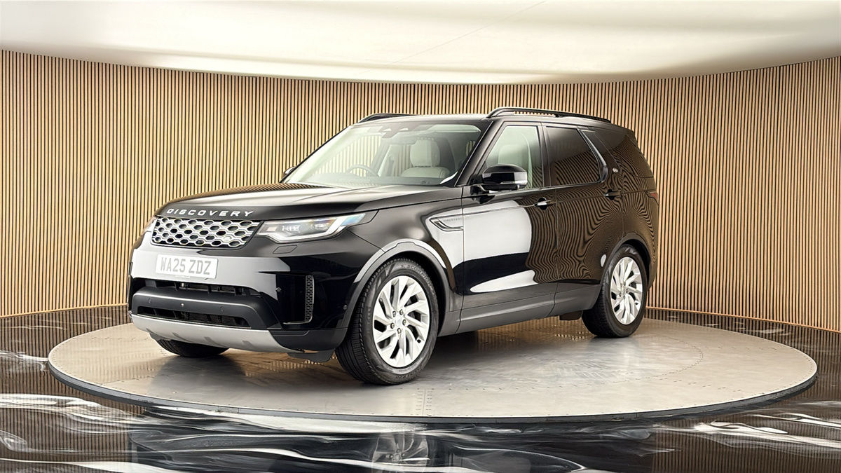 More views of Land Rover Discovery