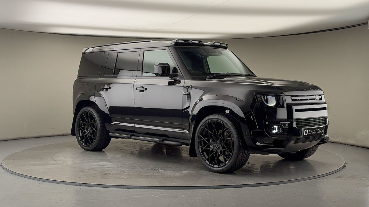 More views of Land Rover Defender 110