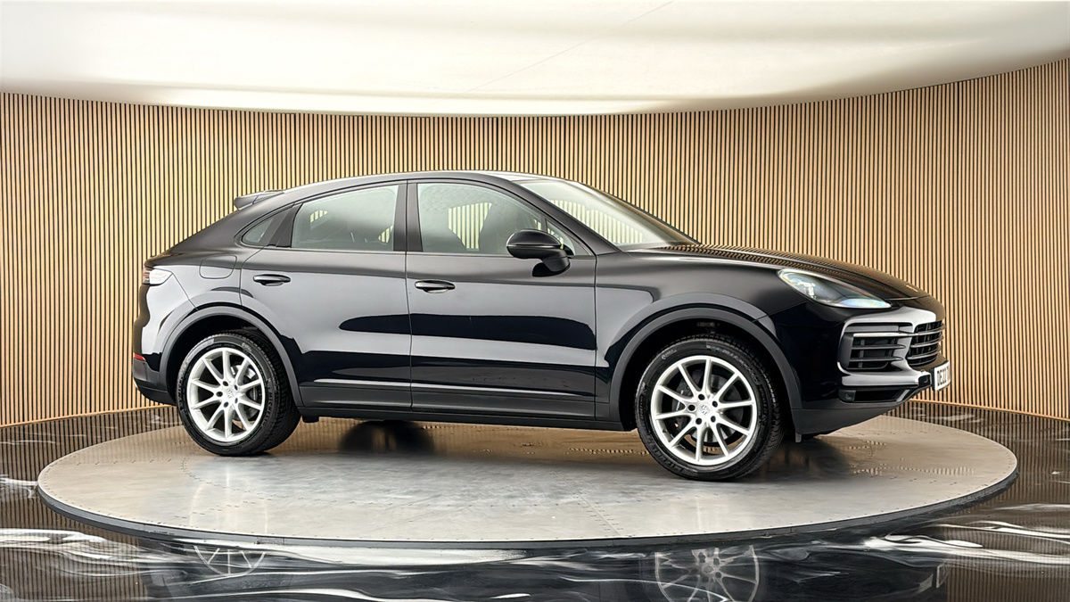 More views of Porsche Cayenne