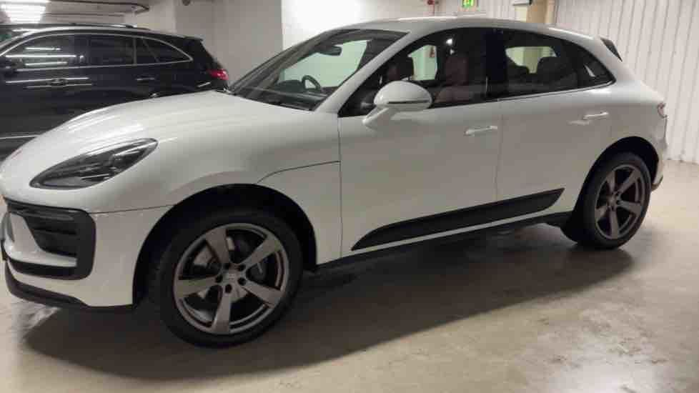 More views of Porsche Macan