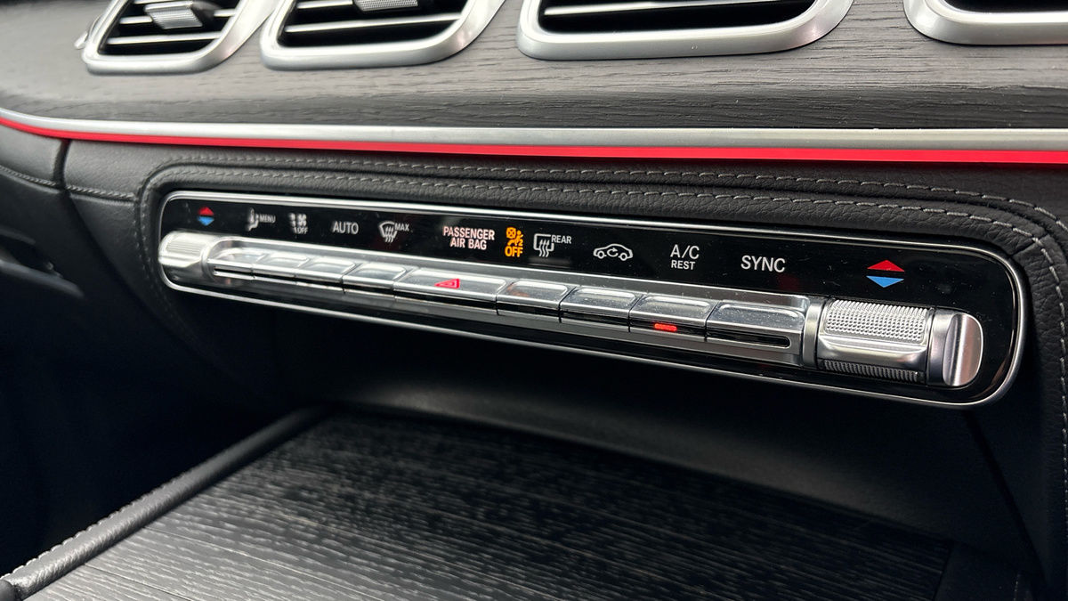Mercedes-Benz GLE Image 35