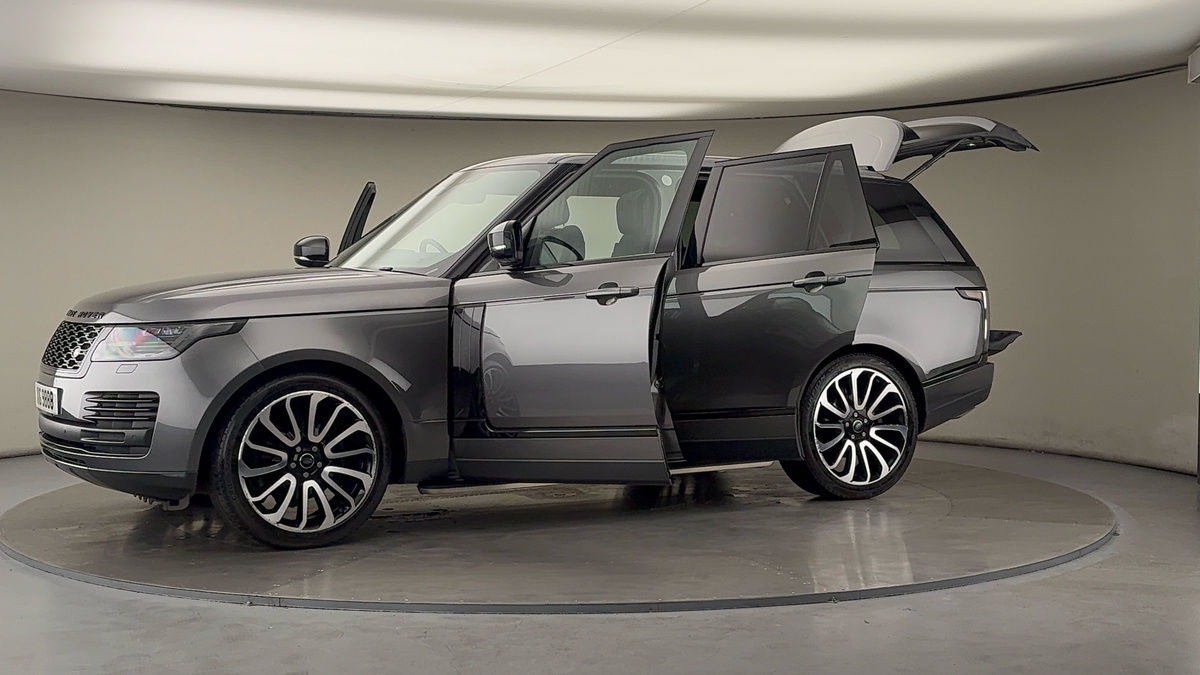 More views of Land Rover Range Rover