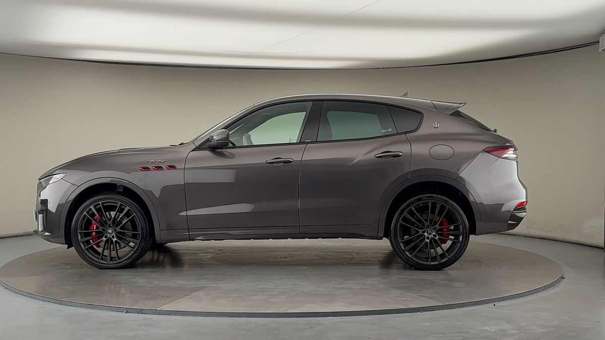 Maserati Levante Image 15