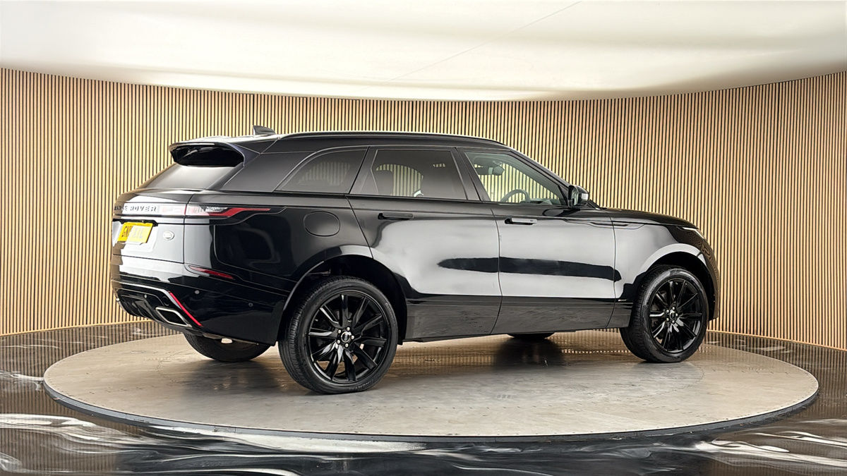 More views of Land Rover Range Rover Velar