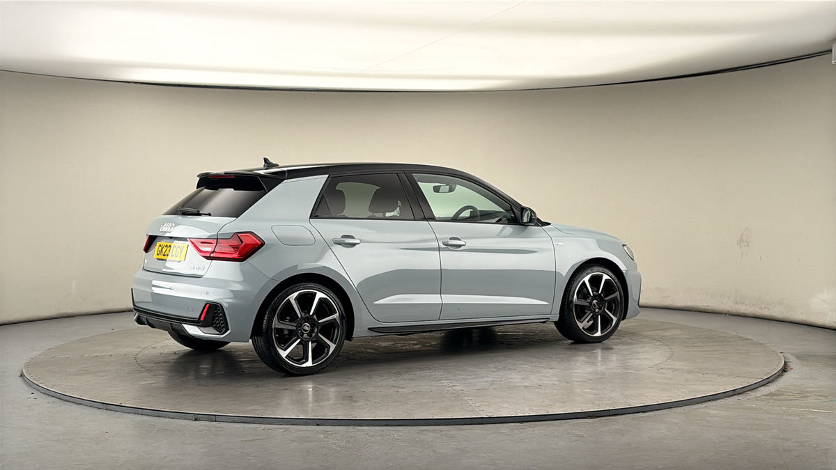 More views of Audi A1