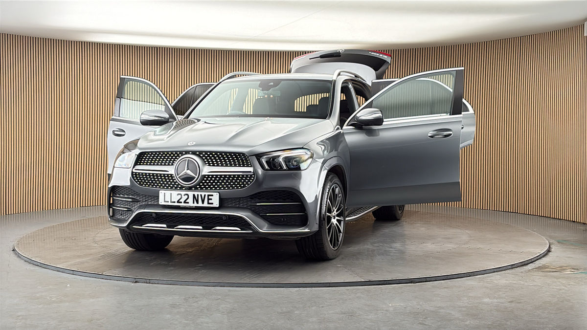 More views of Mercedes-Benz GLE