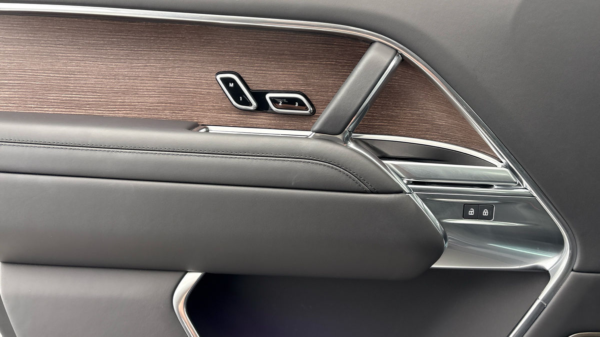 Land Rover Range Rover Image 19