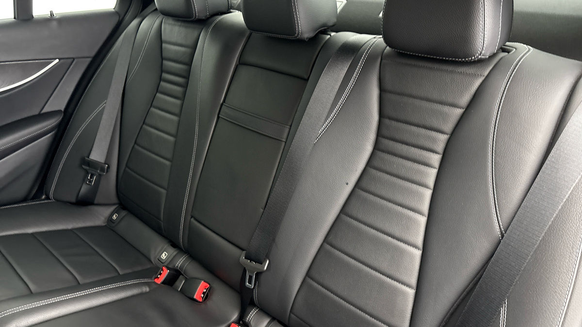 Mercedes-Benz E Class Image 8