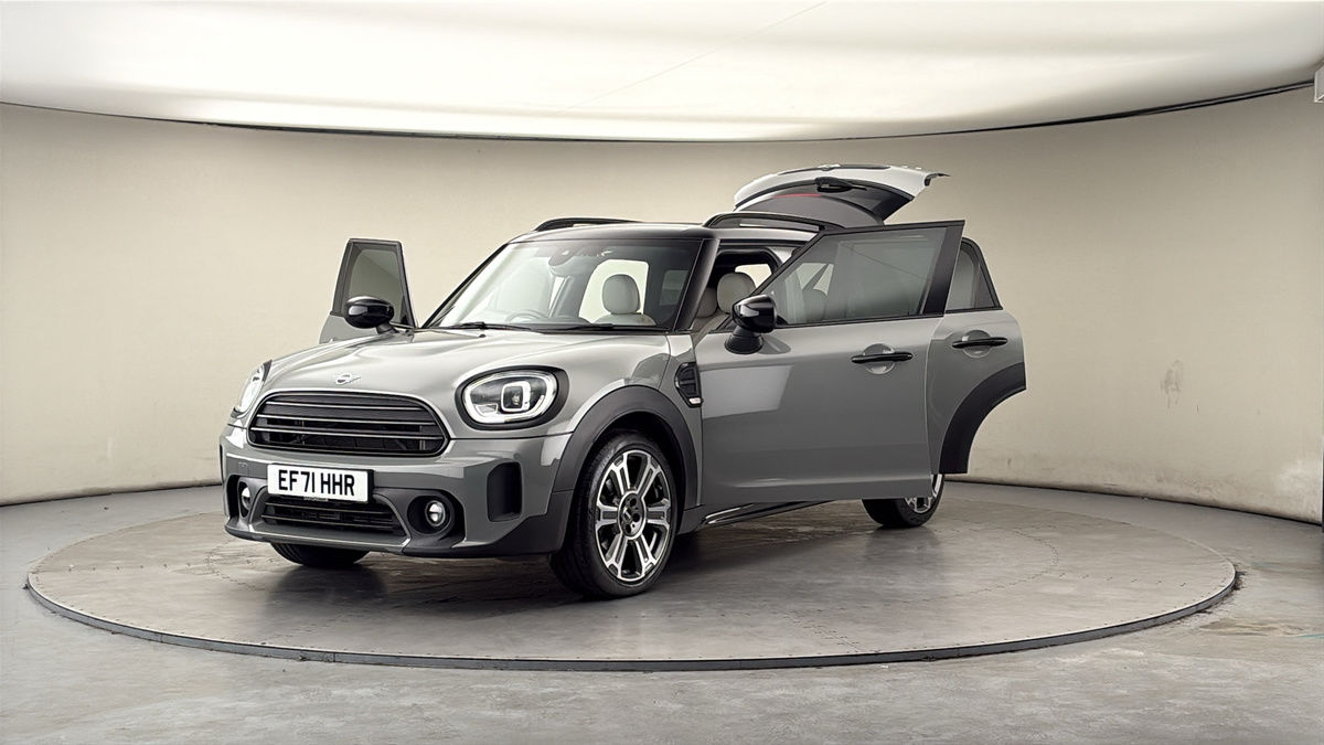 More views of MINI Countryman