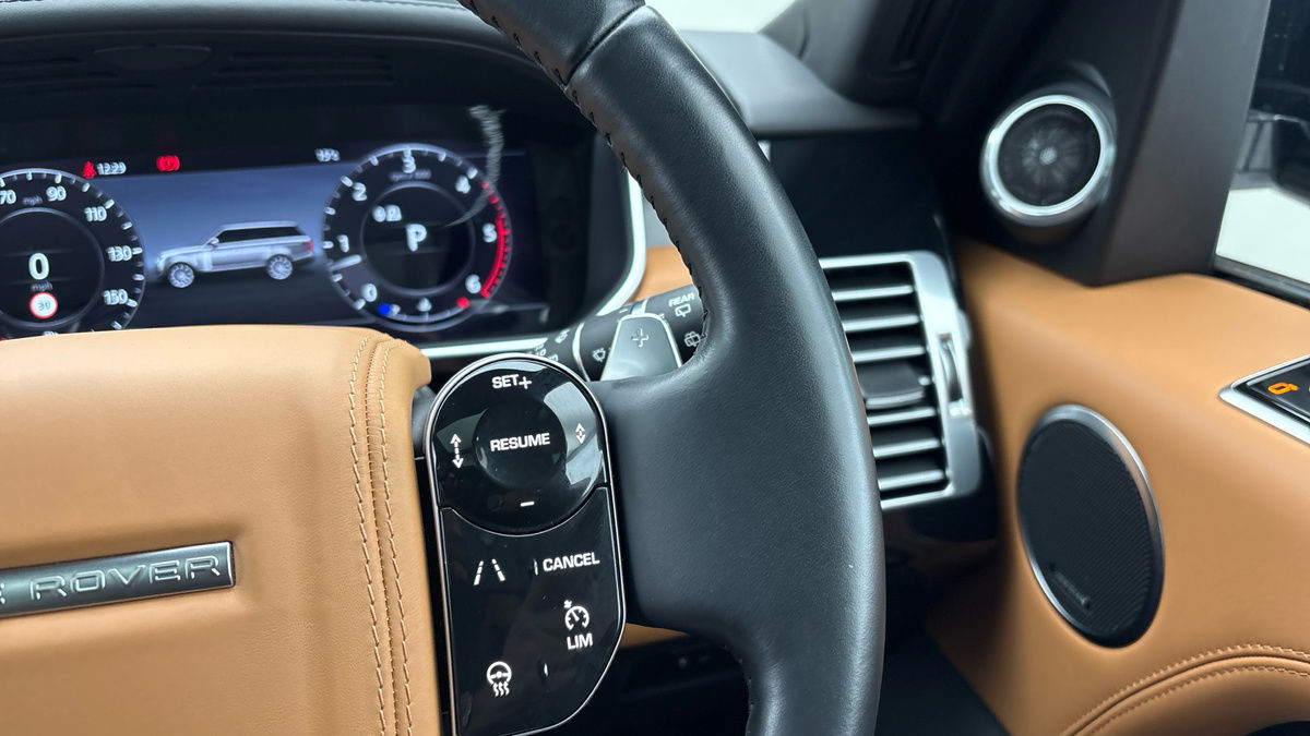 Land Rover Range Rover Image 14