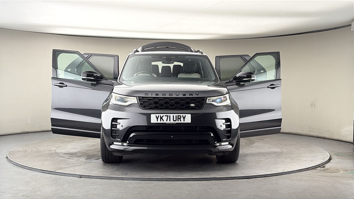 More views of Land Rover Discovery