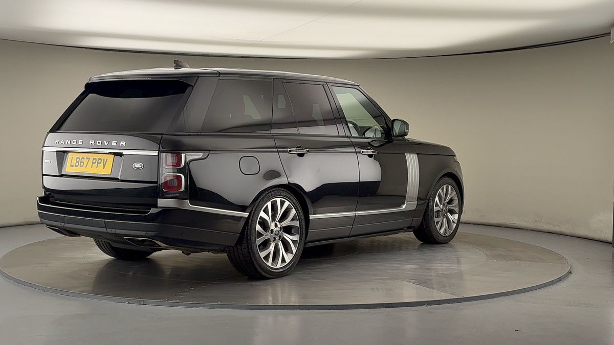 More views of Land Rover Range Rover