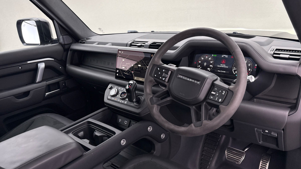 Land Rover Defender 90 Image 5