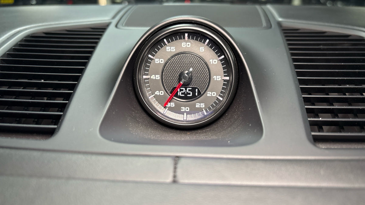 Porsche Cayenne Image 22