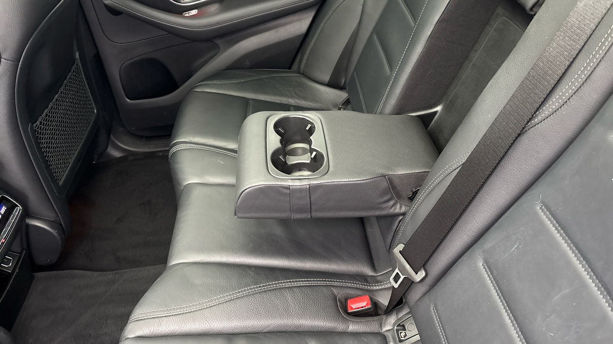 Mercedes-Benz GLE Image 9