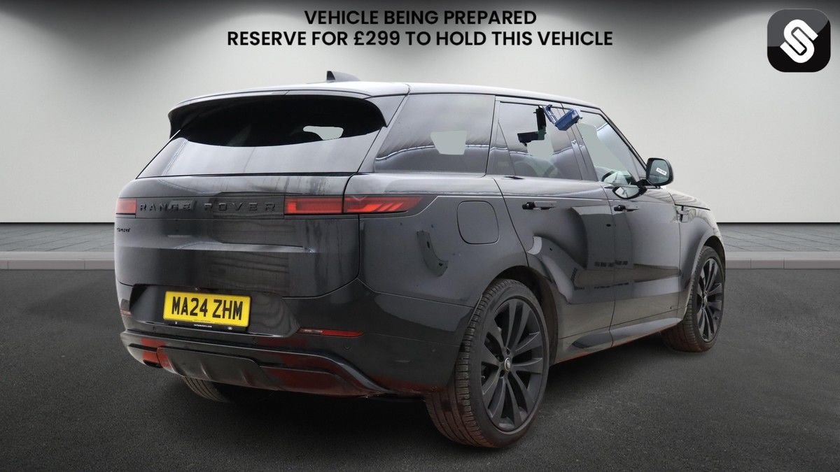 Land Rover Range Rover Sport Image 4