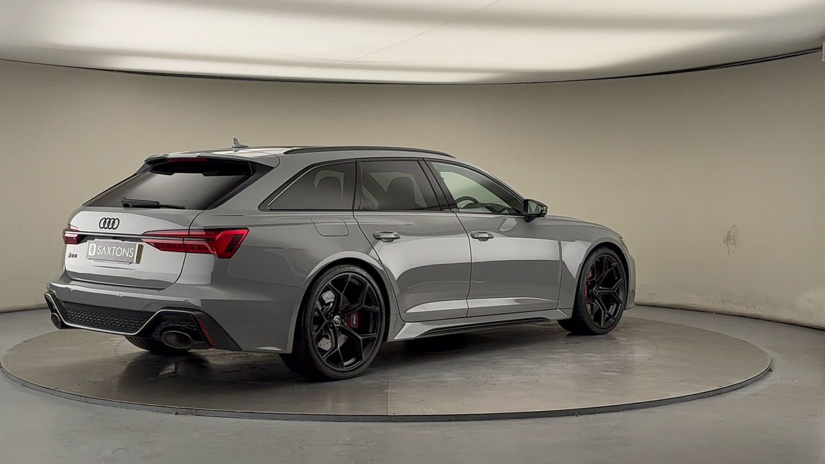 Audi RS6 Avant Image 21