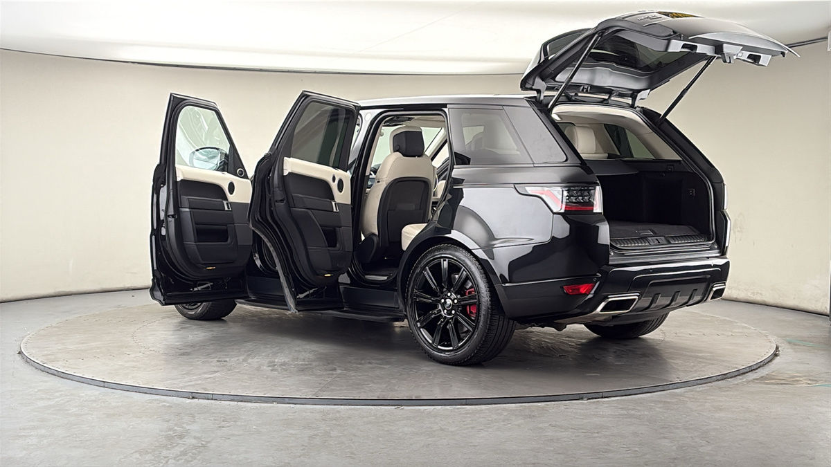 More views of Land Rover Range Rover Sport