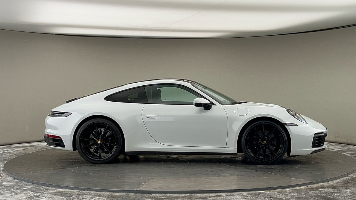 More views of Porsche 911