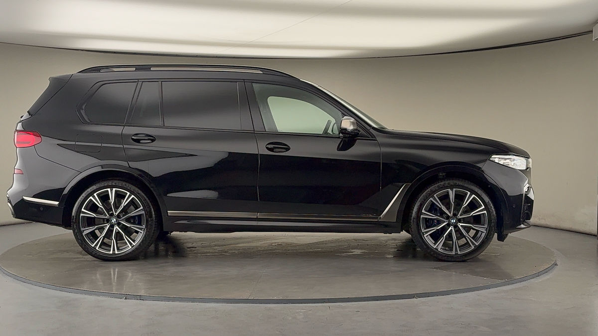 BMW X7 Image 16