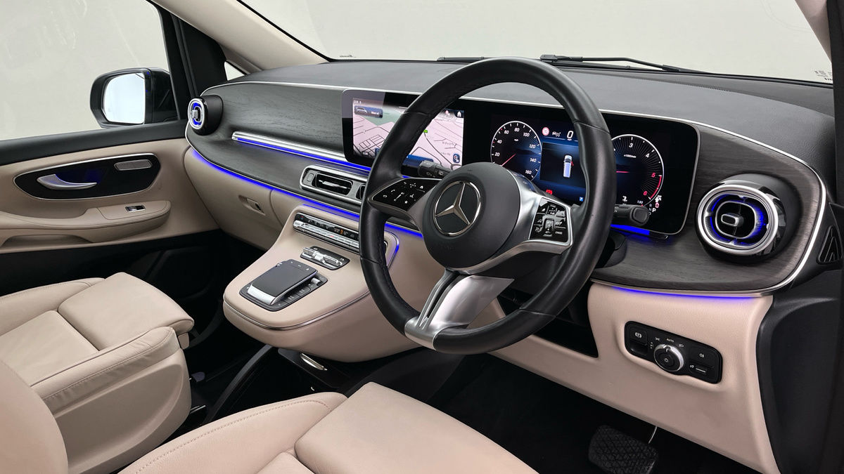 Mercedes-Benz V Class Image 5