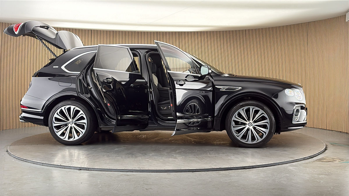 More views of Bentley Bentayga