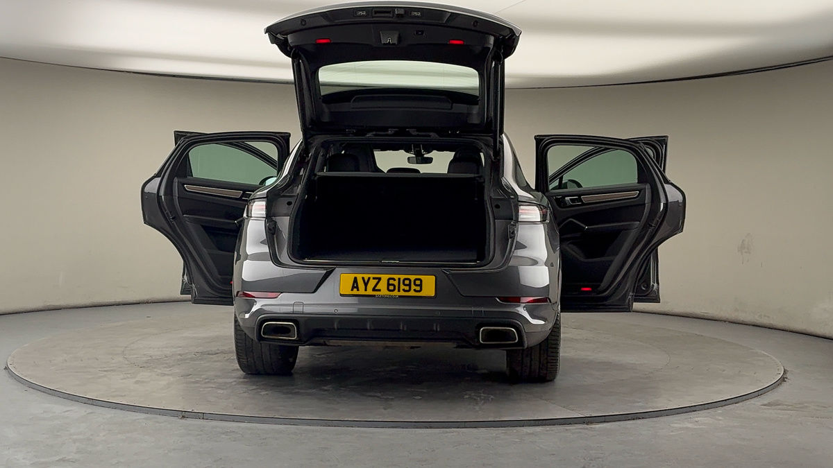 More views of Porsche Cayenne