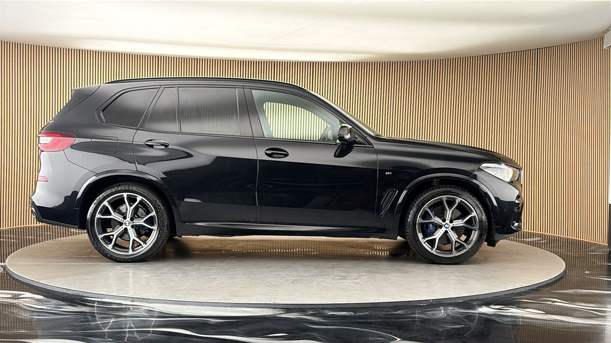 BMW X5 Image 16