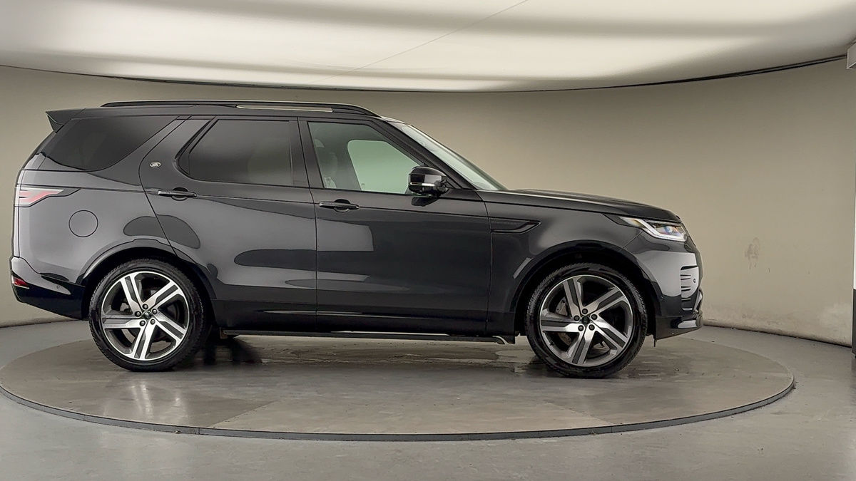 More views of Land Rover Discovery